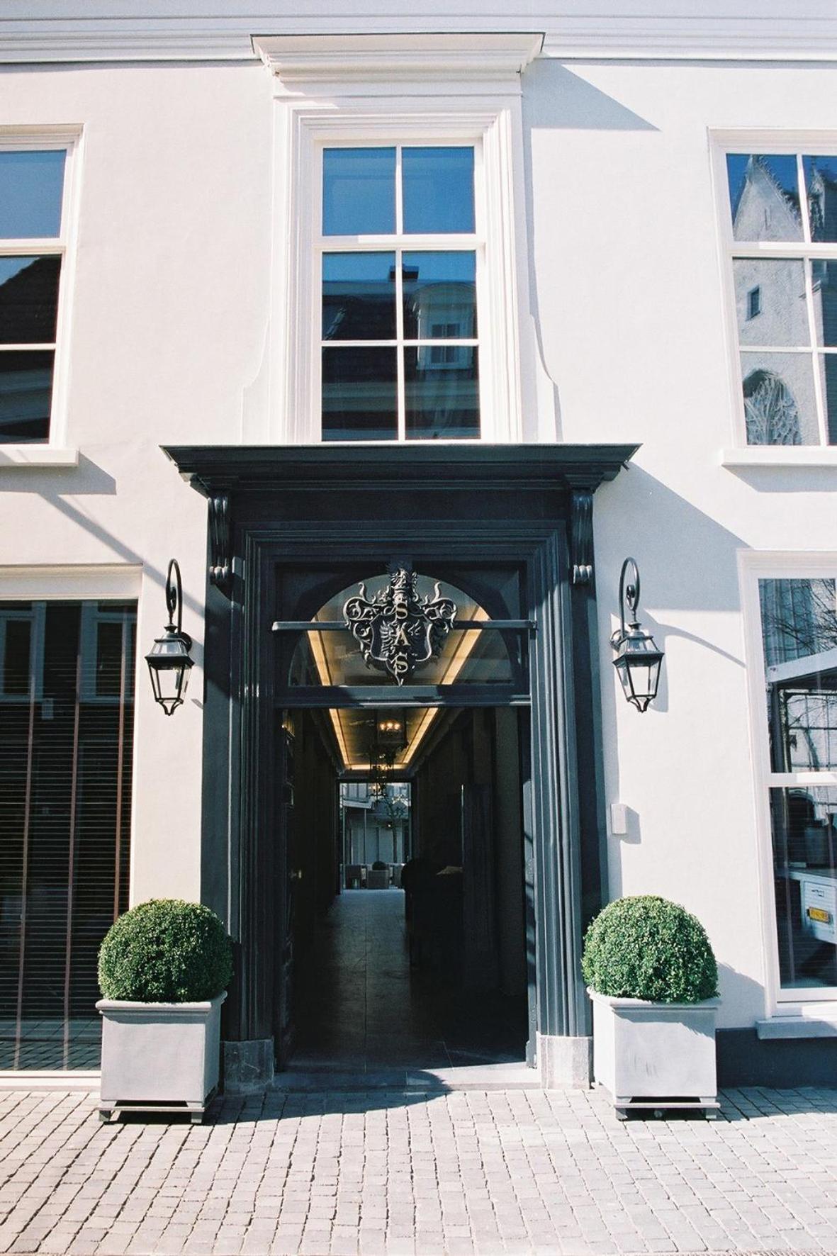 Bliss Boutique Hotel Breda Bagian luar foto