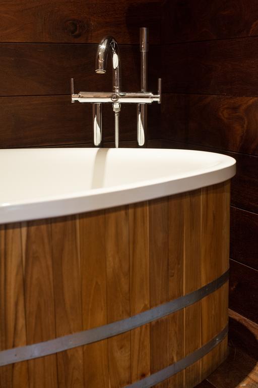 Bliss Boutique Hotel Breda Bagian luar foto