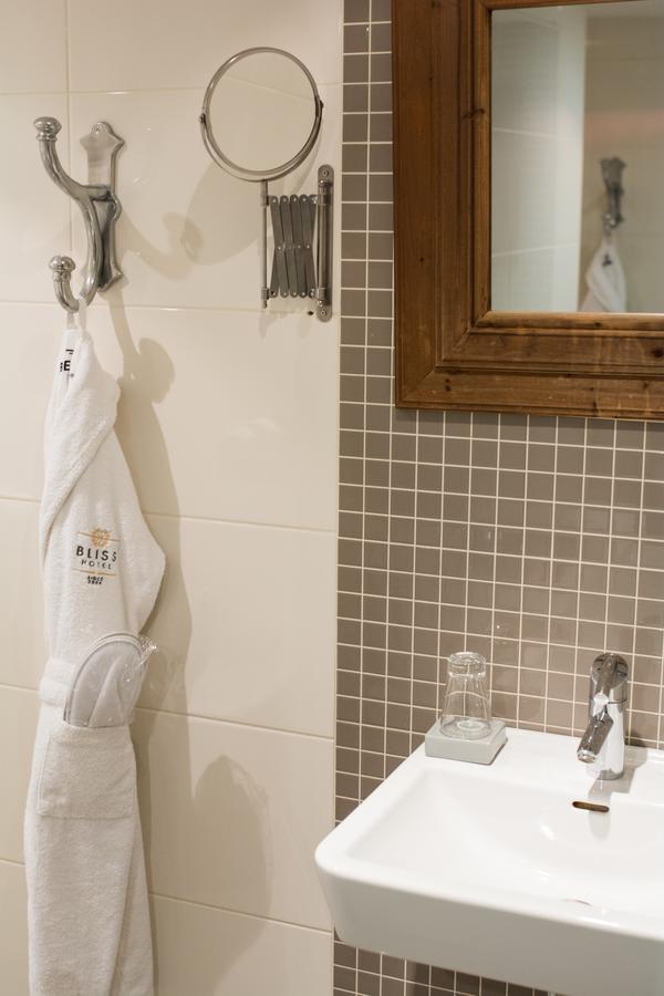 Bliss Boutique Hotel Breda Bagian luar foto